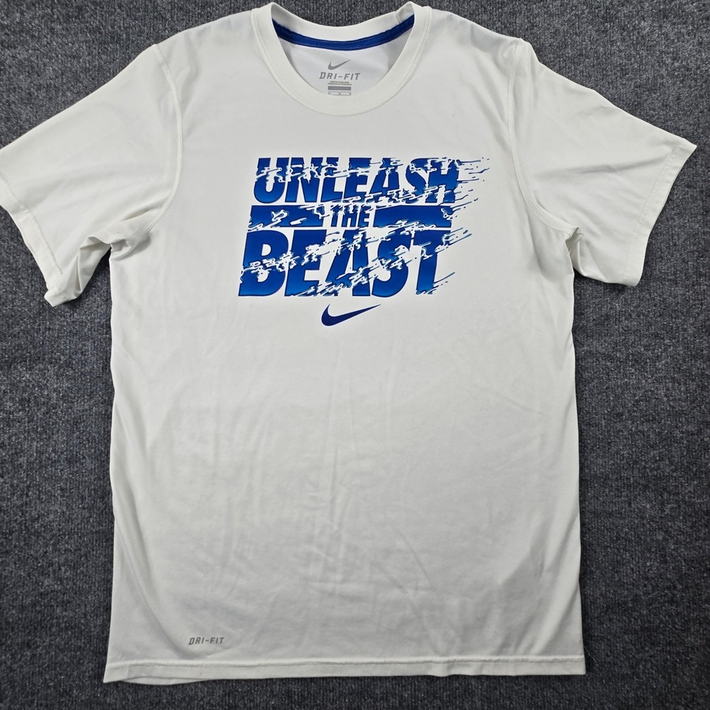 Nike Dri-FIT Graphic T-Shirt Mens Medium White Unleash The Beast Blue (T9)